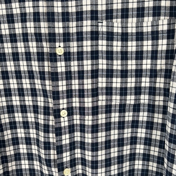 CARHARTT SHORT SLEEVE BLUE WHITE BUTTON DOWN COLLAR SHIRT LARGE - Picture 3 of 3